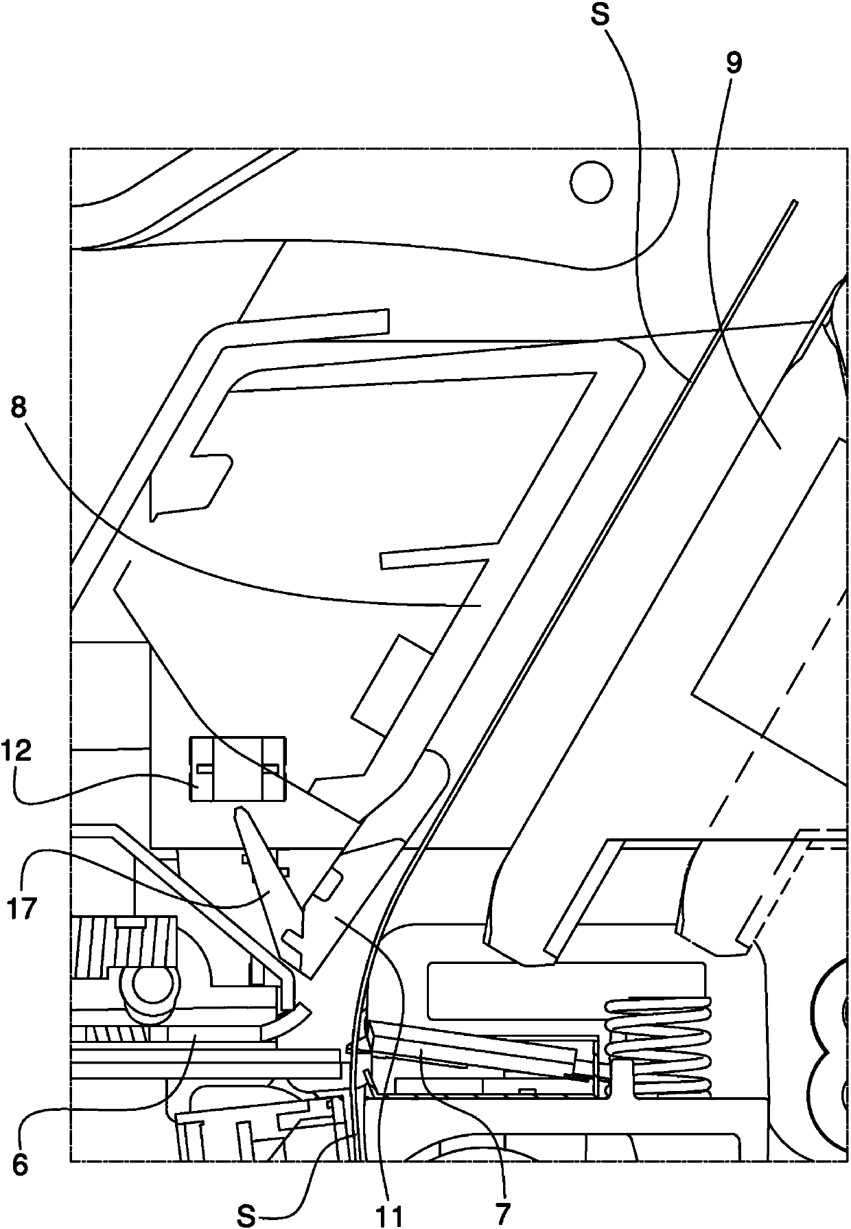 Anti-jamming device for print apparatuses with stacker