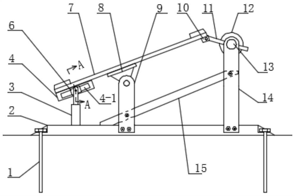 Automatic angle adjusting and self-locking structure of photovoltaic support