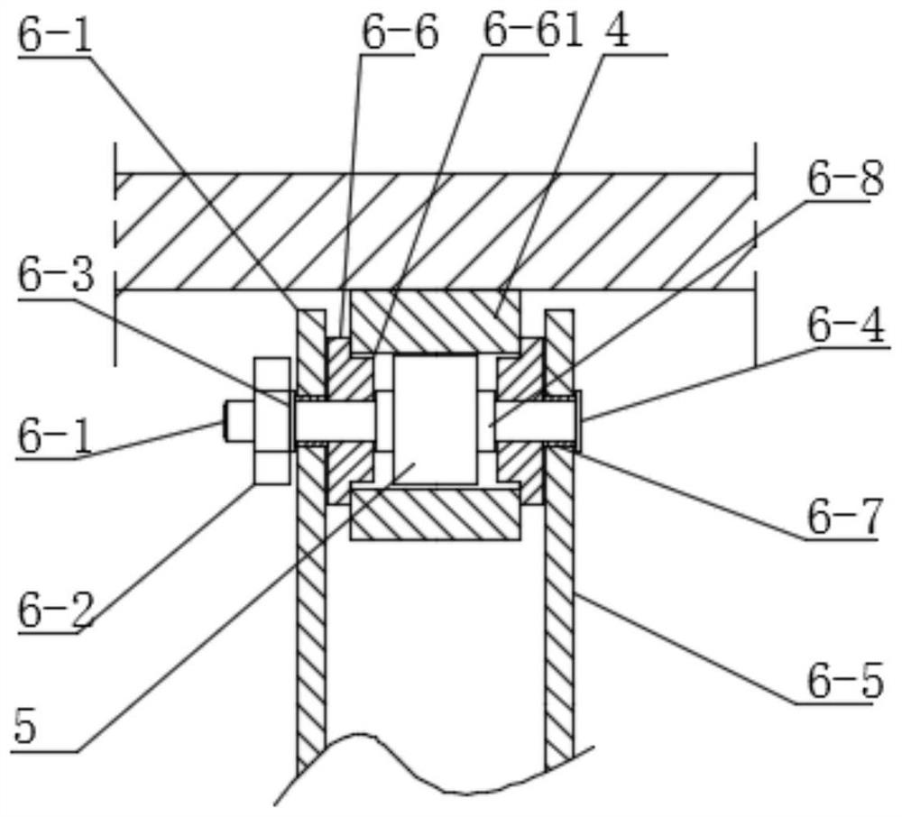 Automatic angle adjusting and self-locking structure of photovoltaic support