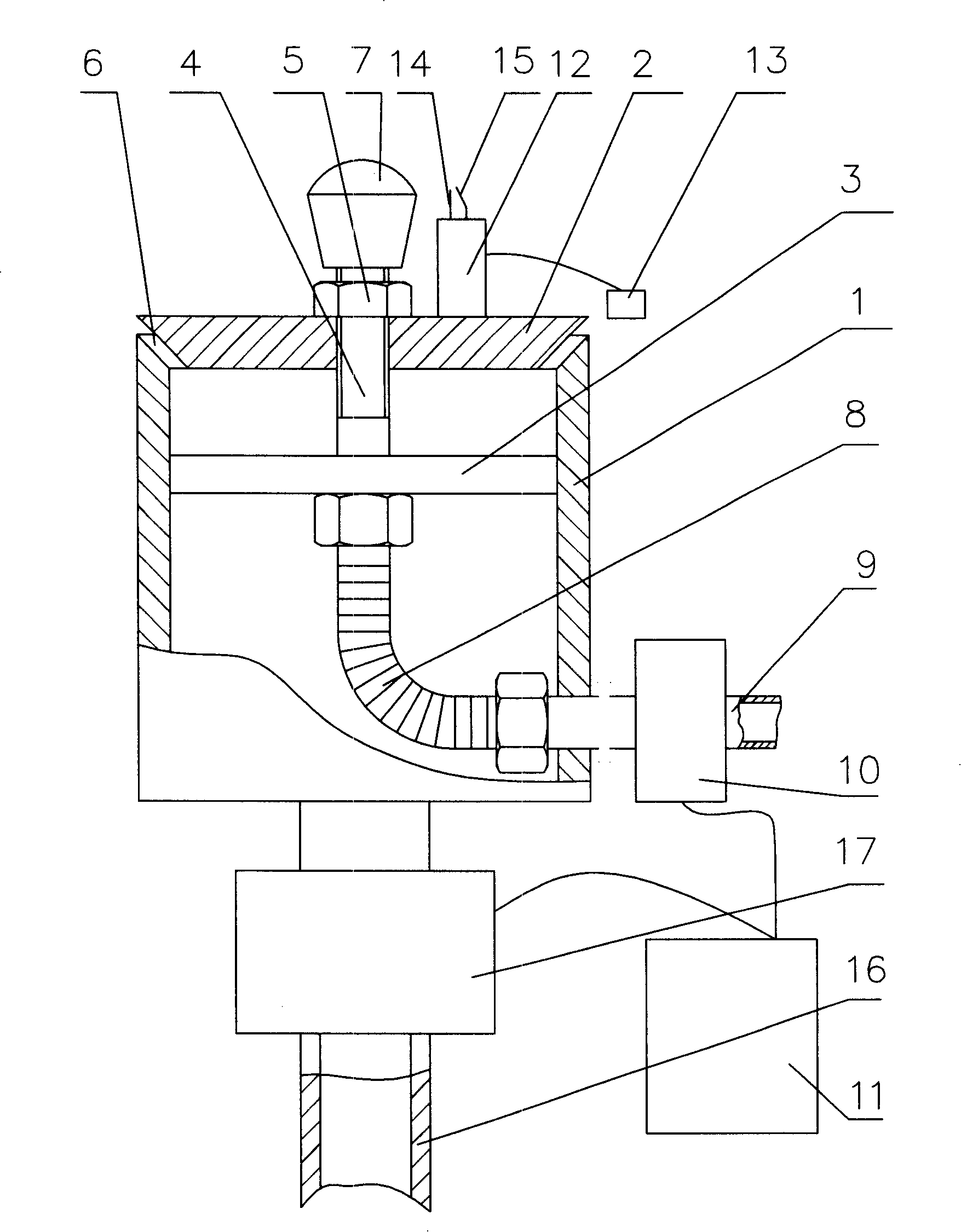 Fountain nozzle with cap for synchronously spraying water and fire
