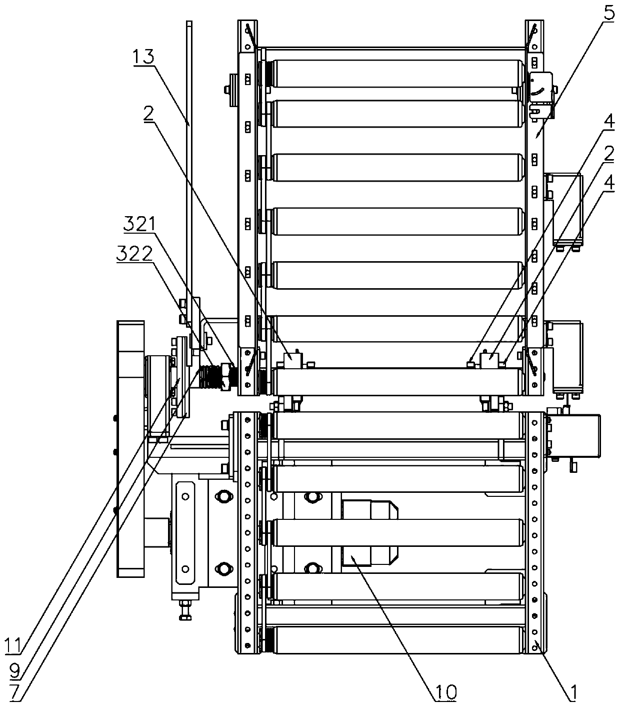 Conveying device penetrating through fireproof roller shutter door and having torsion limiting function