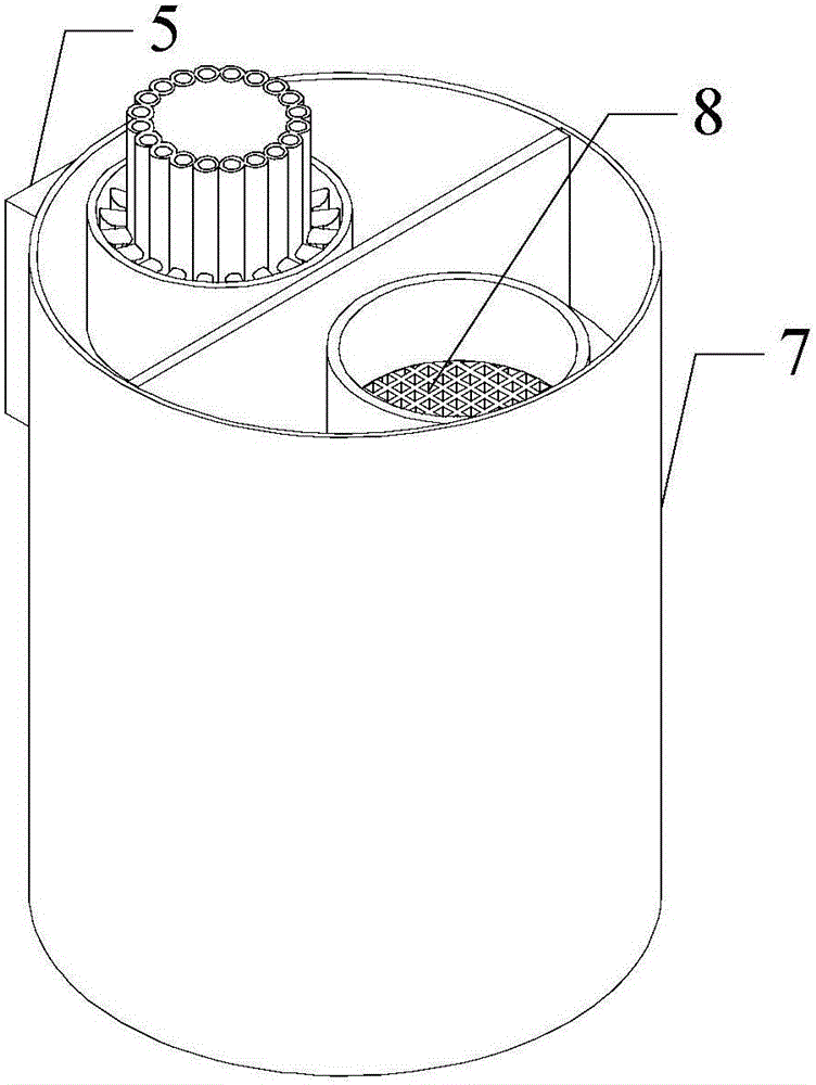 Portable seawater desalting device and water purifying cup including same
