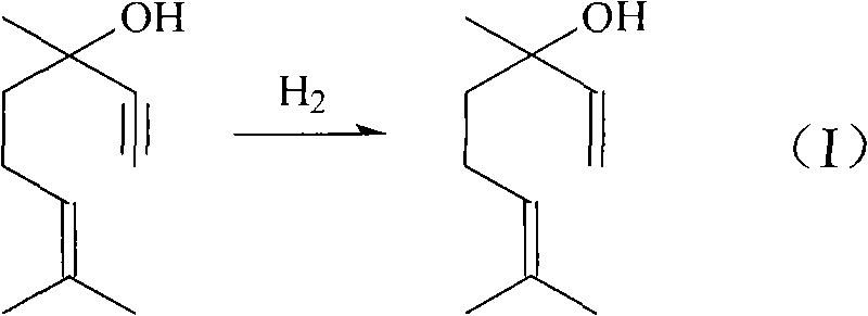Method for preparing linalool from dehydrolinalool through selective hydrogenation