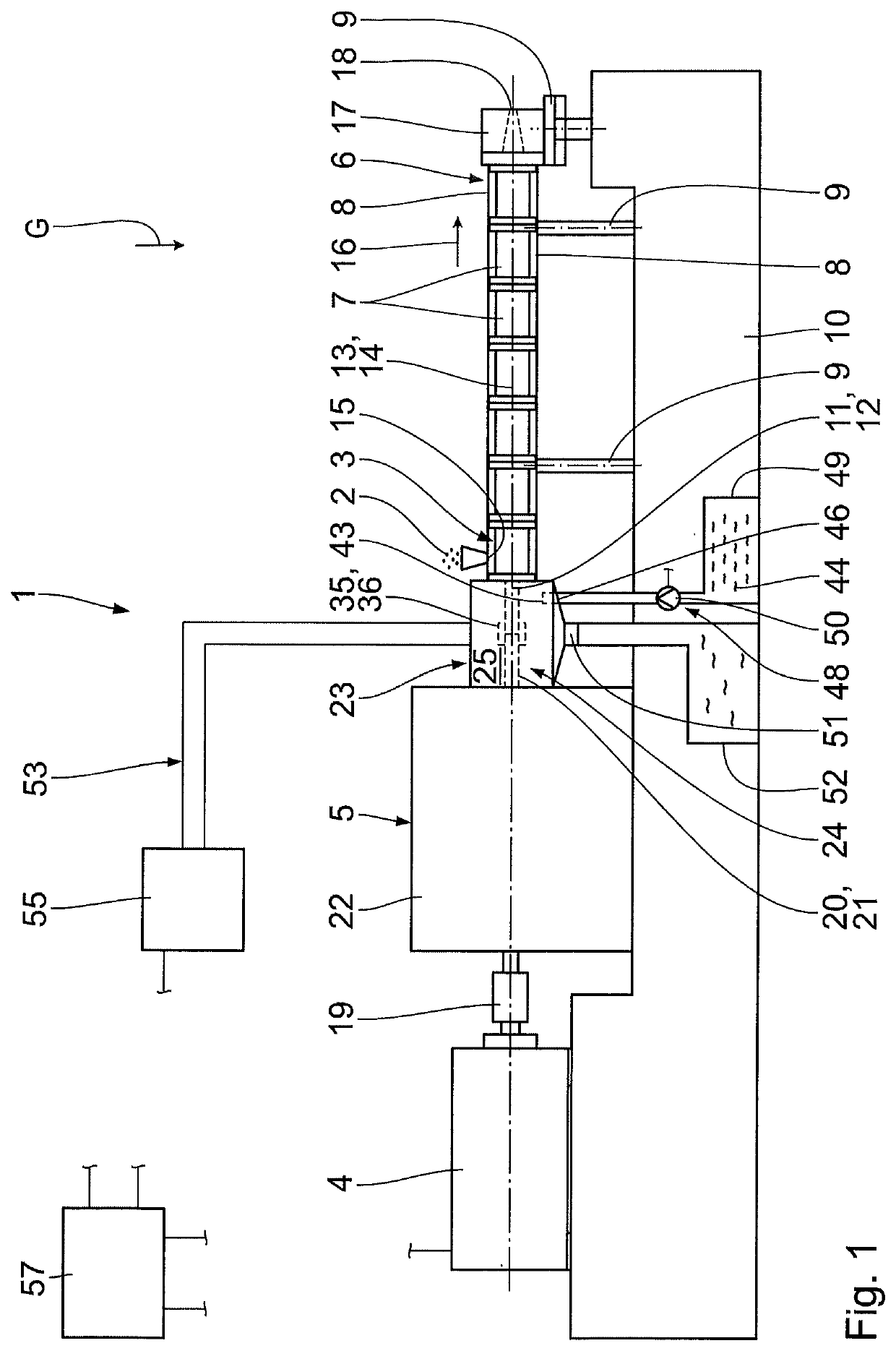 Connecting device for connecting a screw machine to a gear mechanism, and method for cleaning such a connecting device