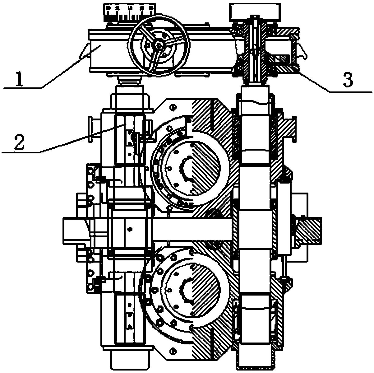 Pull rod connection structure in short-stress path rolling mill