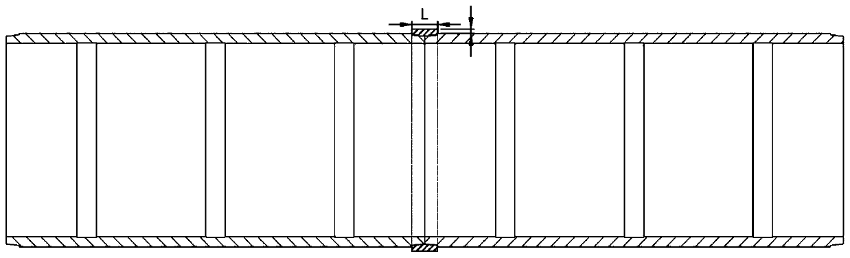 A structure in which pipe section connectors are fitted and installed between two pipe gallery pipe sections by straight line connection