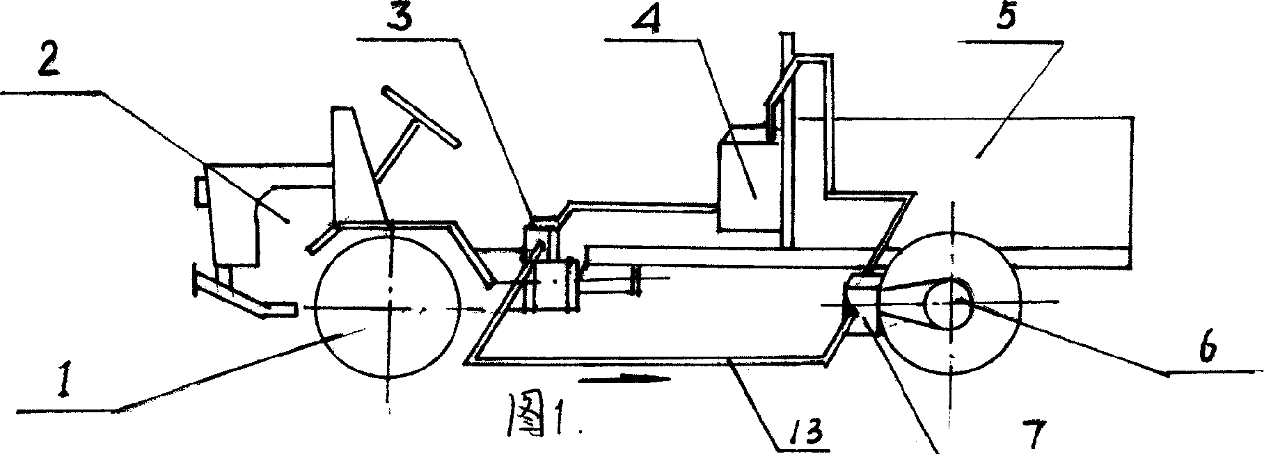 Hinged tractor with hydraulic driver on back wheel