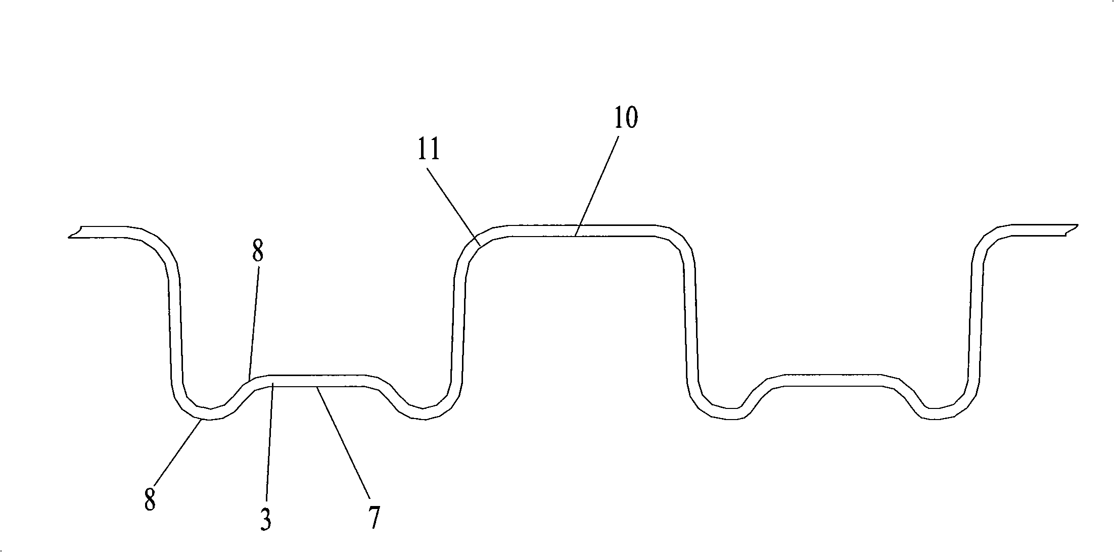 Rear periphery and kickplate matching structure of automatic escalator step