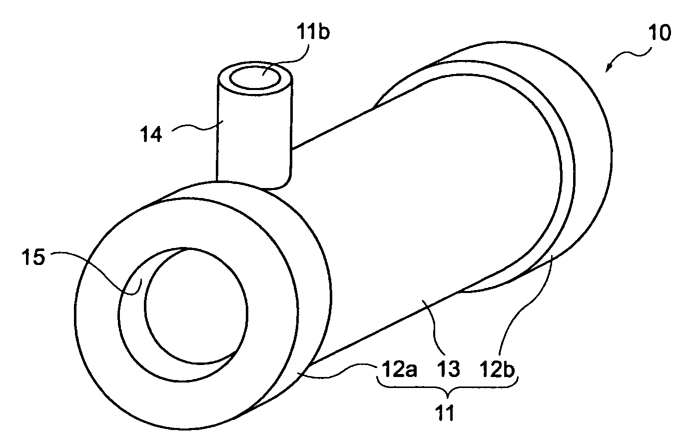 Swirling flow producing apparatus, method of producing swirling flow, vapor phase generating apparatus, microbubble generating apparatus, fluid mixed and fluid injection nozzle