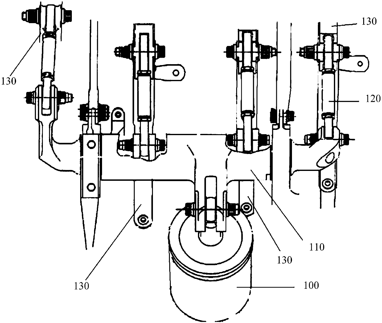 Self-adaptive assembled multistage adjustable blade operating mechanism