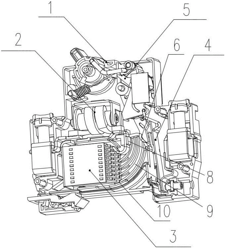 Arc striking device of circuit breaker