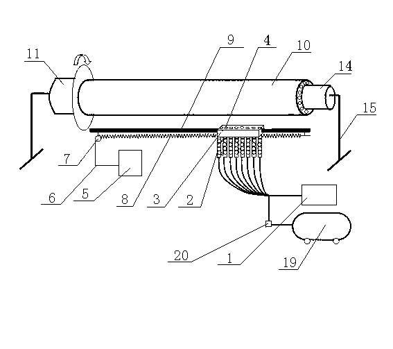 Automatic sand blasting device for outer surface of bushing