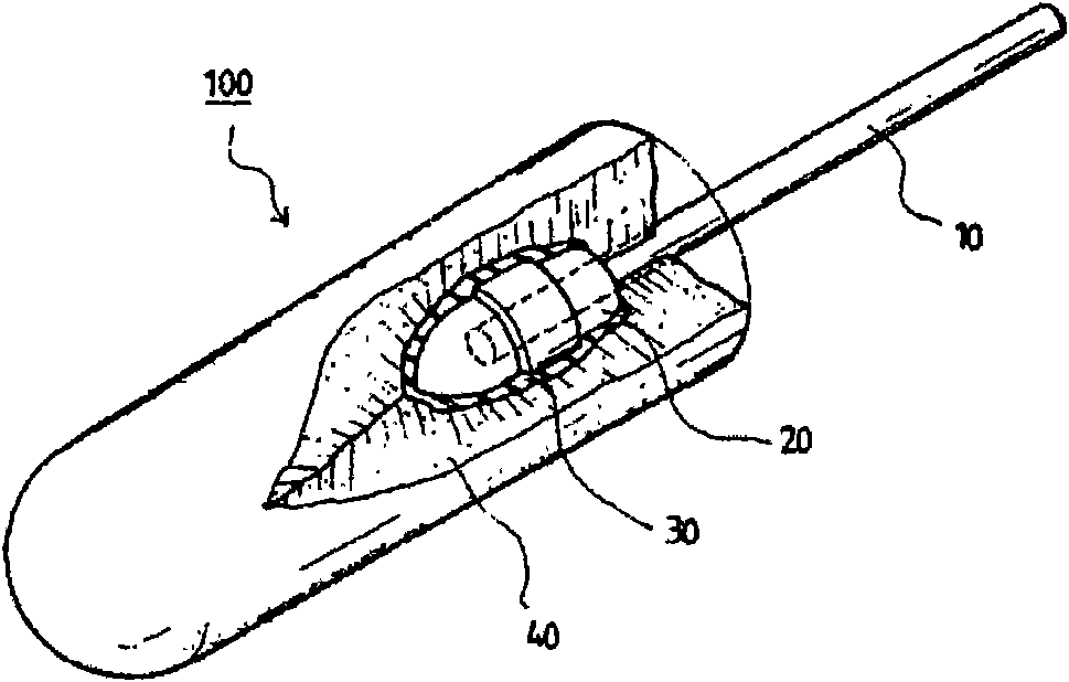 Ice cream bar containing chocolate candy and making method thereof