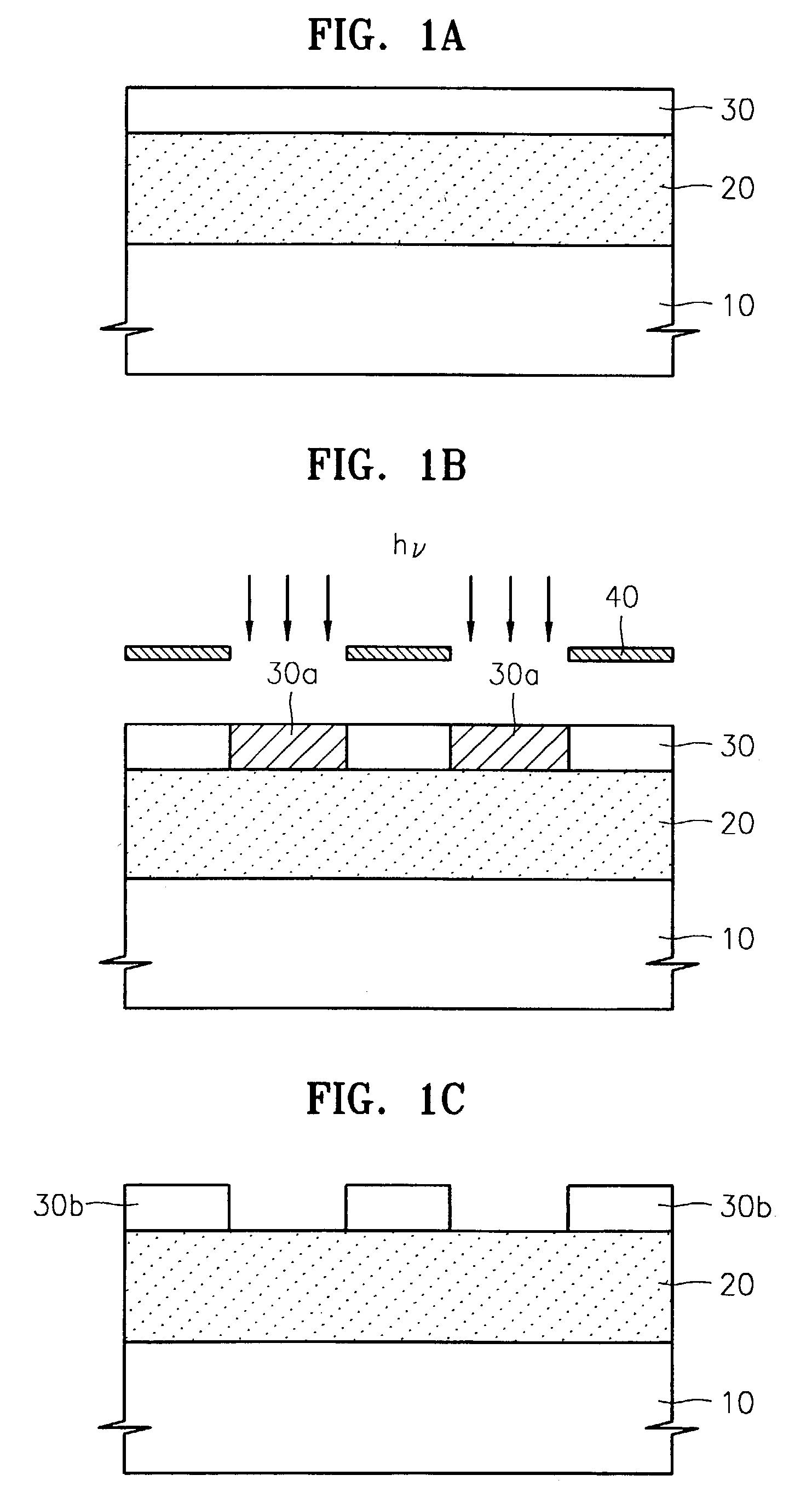 Method of forming a photoresist pattern and method for patterning a layer using a photoresist