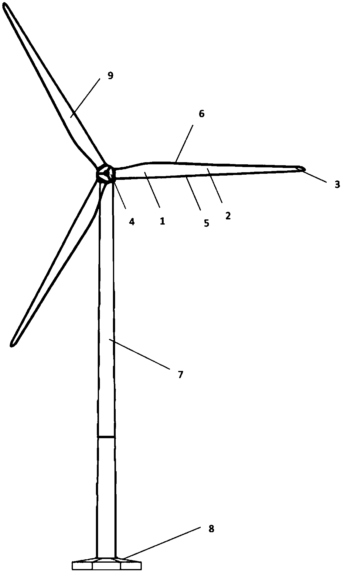 Wind power blade with comb-shaped sawtooth structures and mounting method thereof