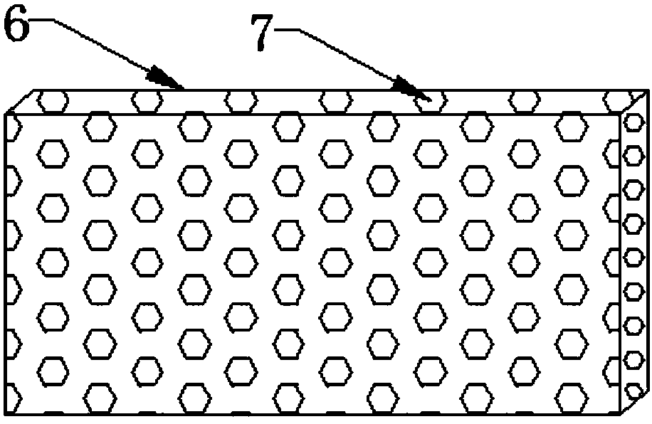 Anti-sticking storage device for diced particles of extruder