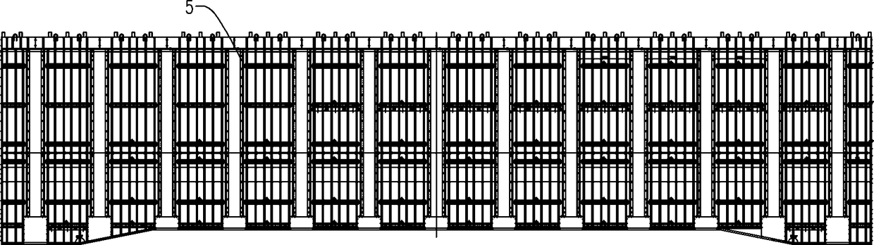 Large multi-rib prefabricated aqueduct formwork anti-deformation support device and construction method