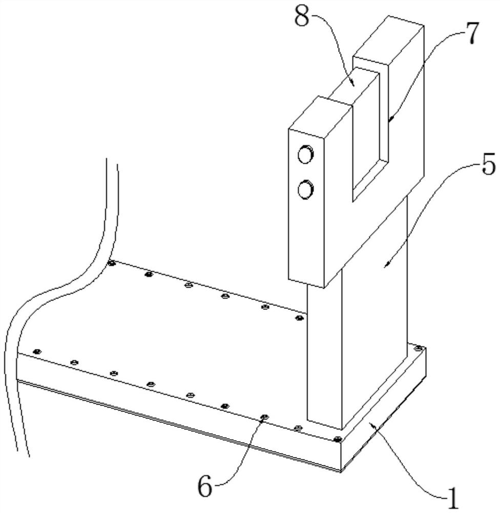 Adjustable anti-oscillation and anti-oscillation device for transporting fluidized cargos in ship cargo hold