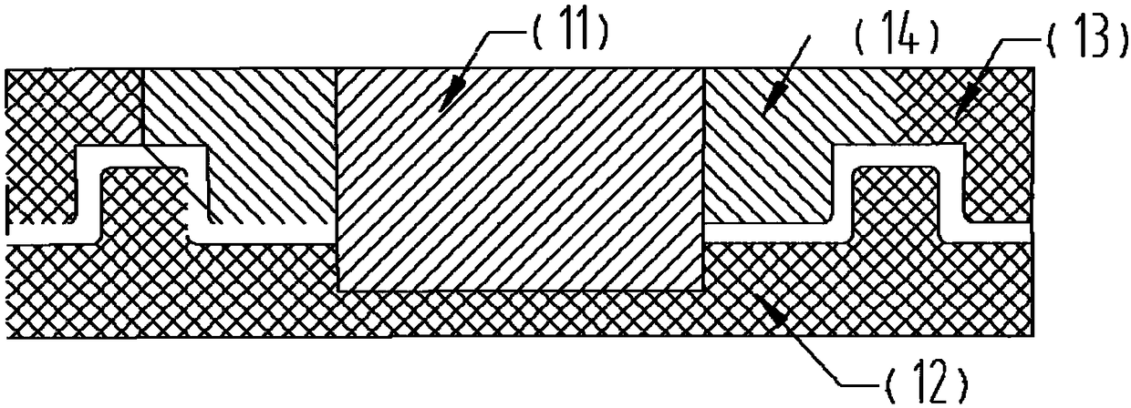 Composite material casing containing inward-flanging windows, forming die and forming method