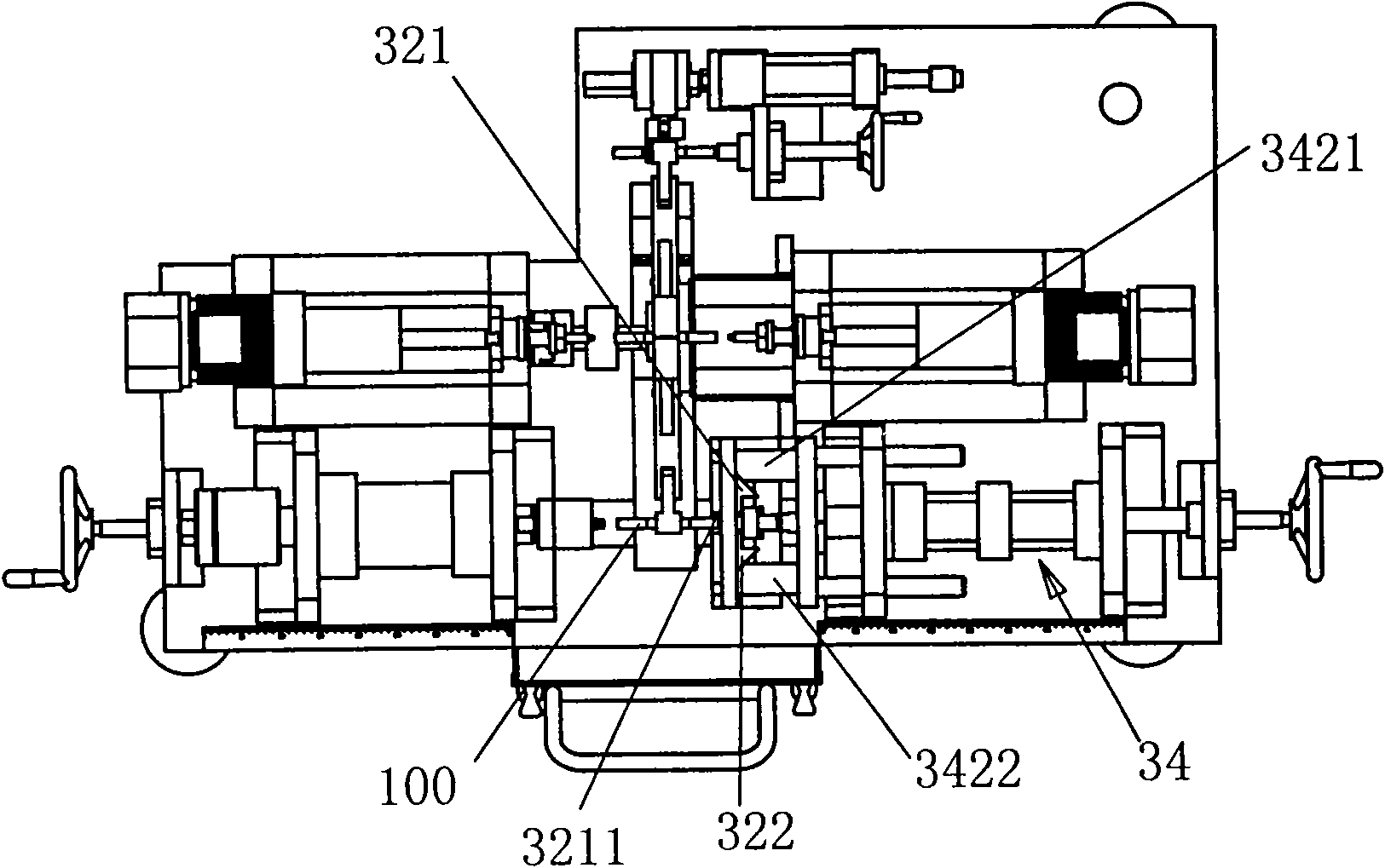 Device for automatically expanding and punching pipe fittings