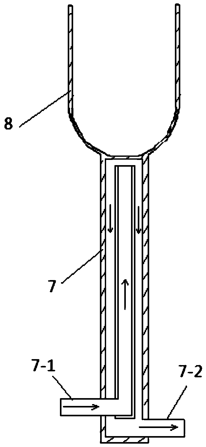 Growth method of large-size zinc germanium phosphide crystal for increasing heat transfer