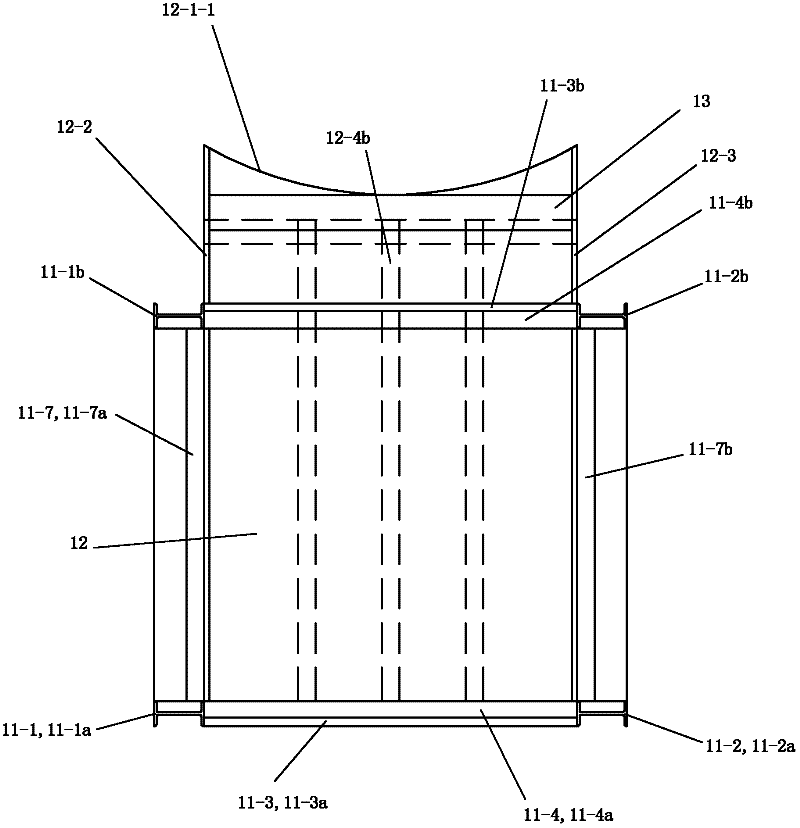 Material guiding device, cupola furnace body, and cupola furnace body provided with material guiding device