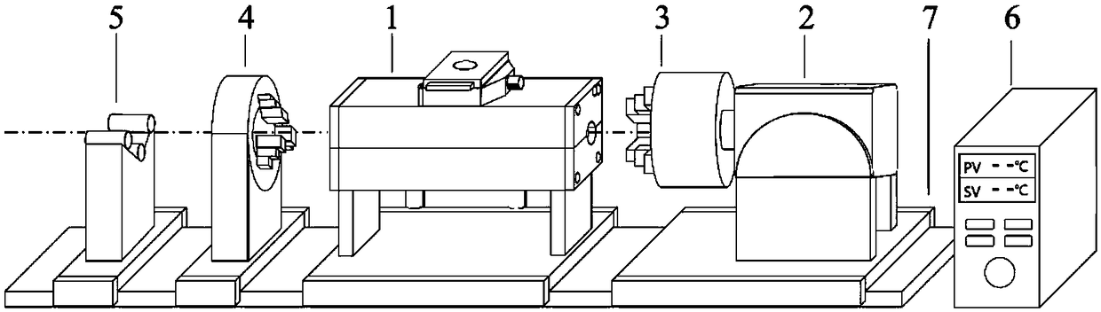 A laser welding device for cladding welding of fuel rods with large length-to-diameter ratio