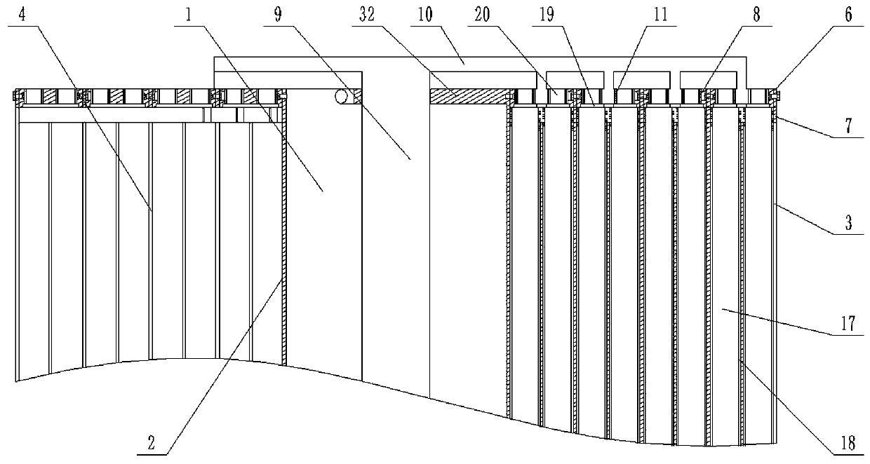 Hollow divergent type electrochemical reaction chamber