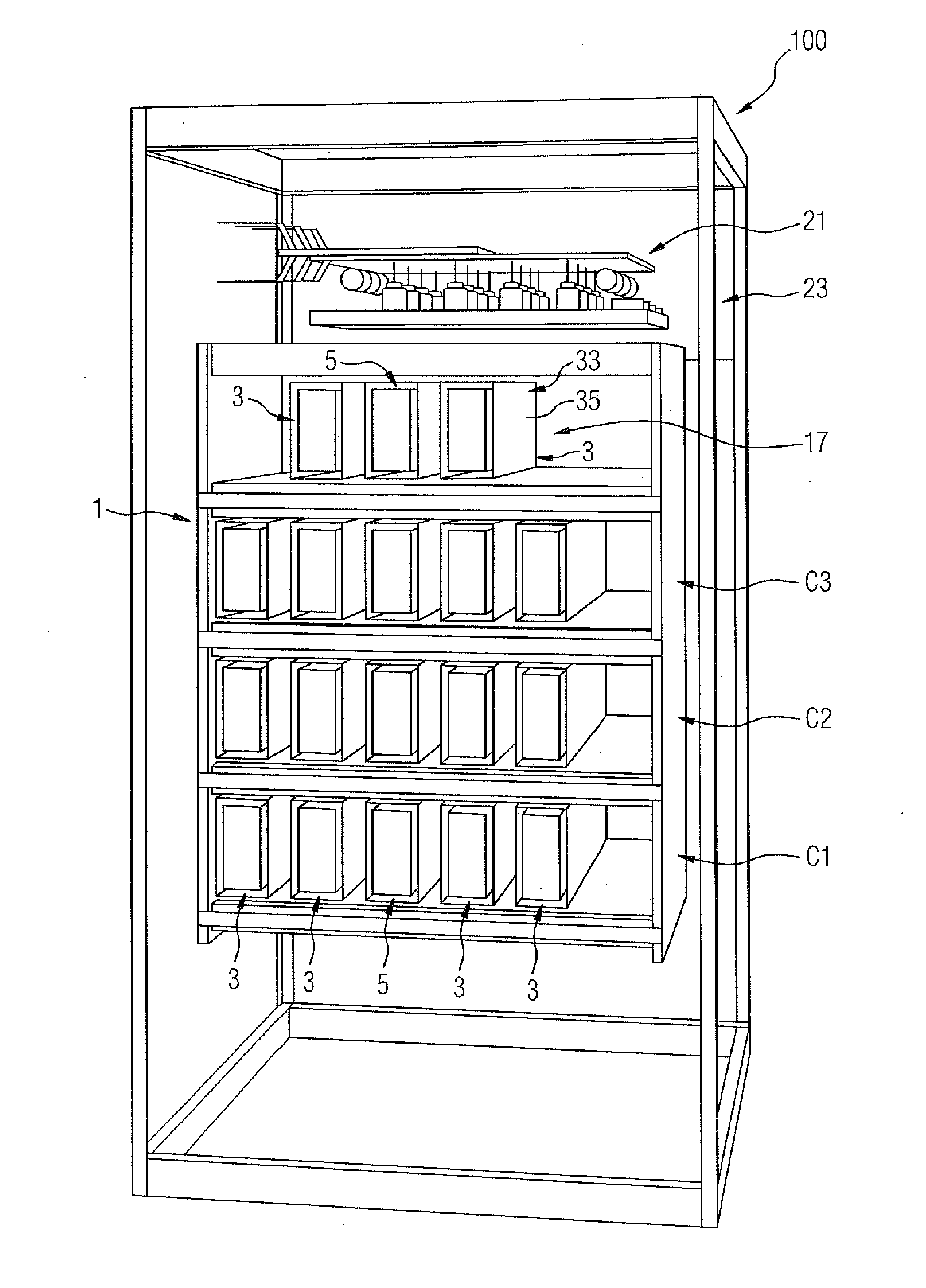 Current converter apparatus having a multi-phase current converter