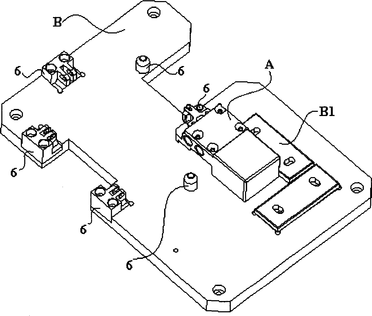 Skew block mounting clamping apparatus