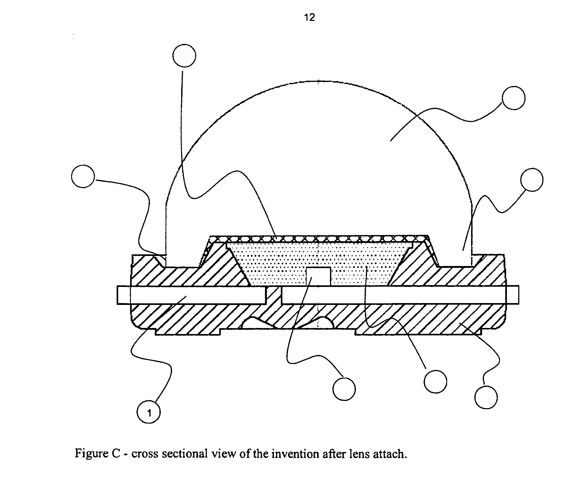 Surface mount optoelectronic component with lens