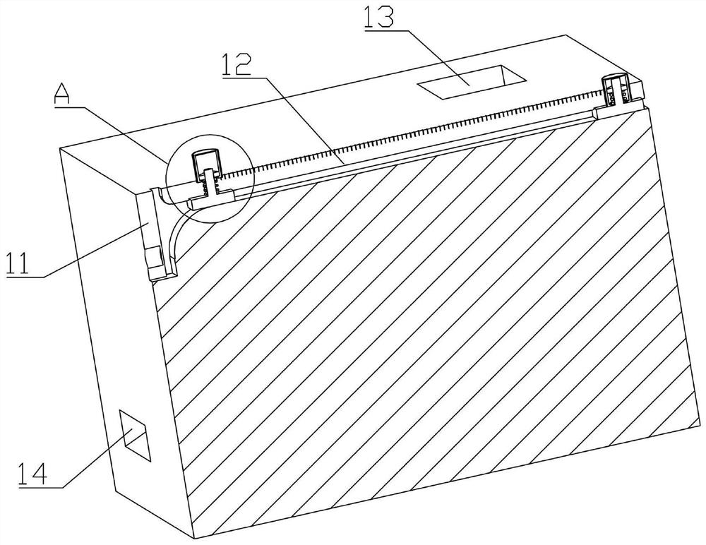 Perforating device for aluminum alloy plate machining