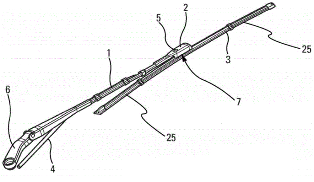 Device for connecting a wiper arm and a wiper blade together including an area arranged to receive a plurality of spray openings