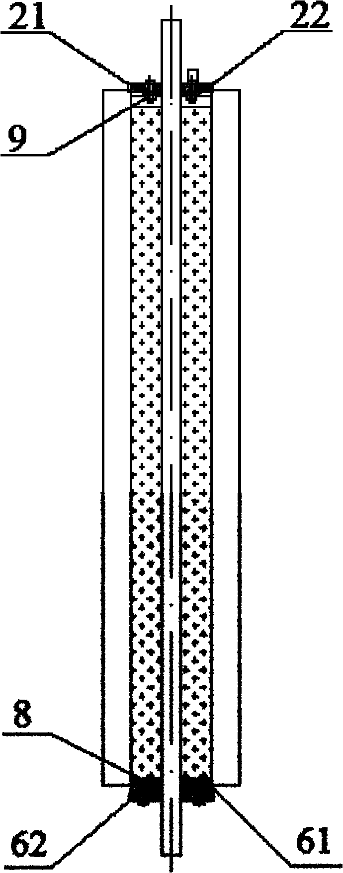 Efficient three-medium phase change coupled cold-accumulating and heat-exchanging device