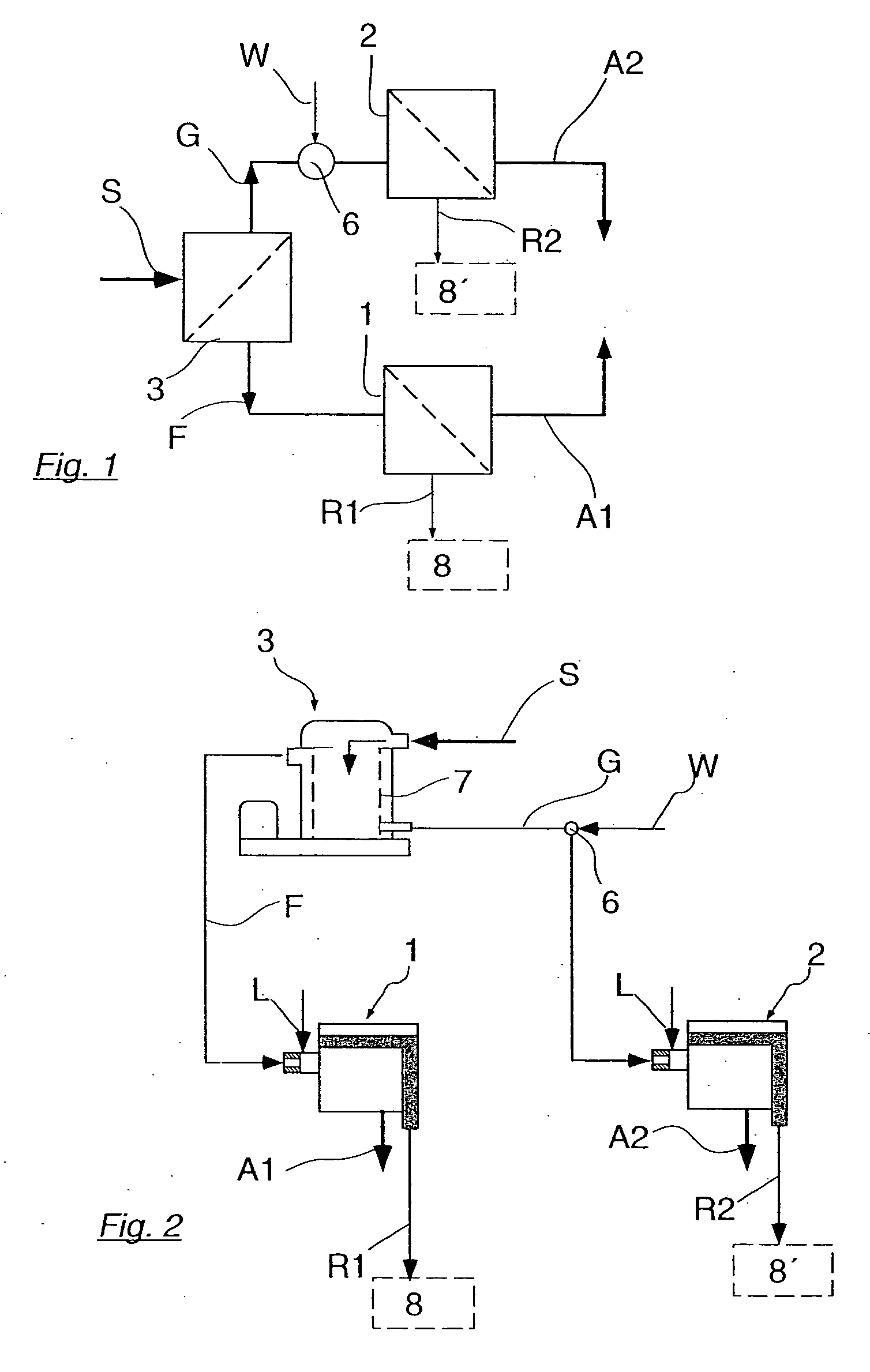 System and method for removing foreign particles from an aqueous fibrous suspension