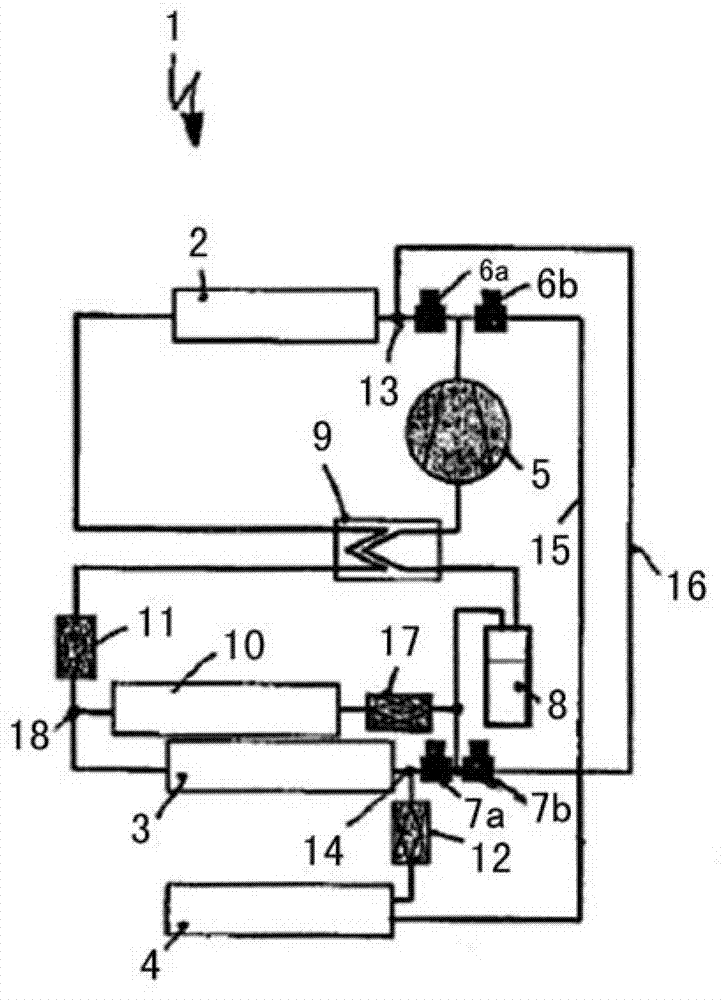 Motor vehicle refrigerant circuit with a refrigeration system circuit and a heat pump circuit