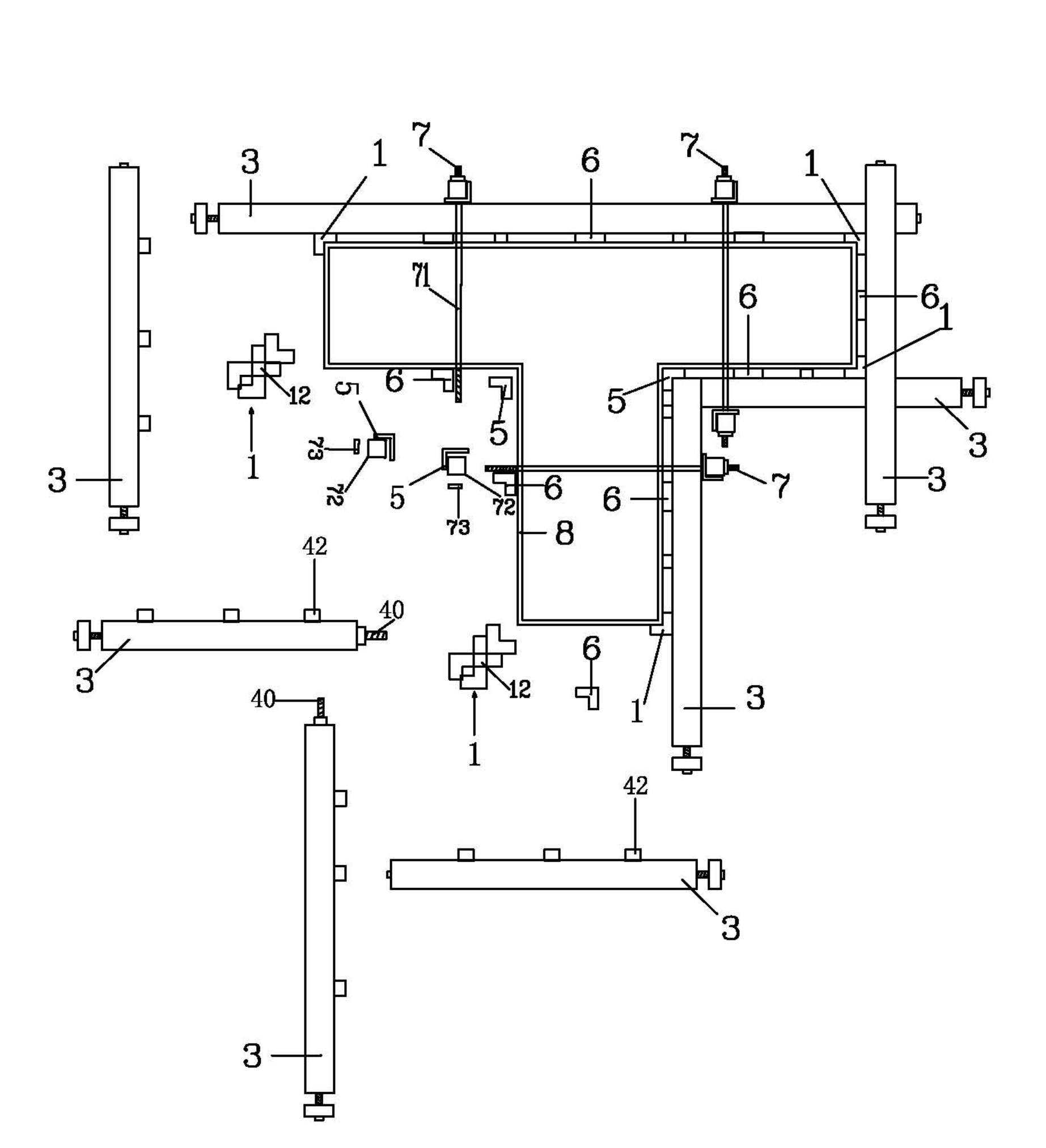 Corner protector structure of cylindrical mold reinforcing device