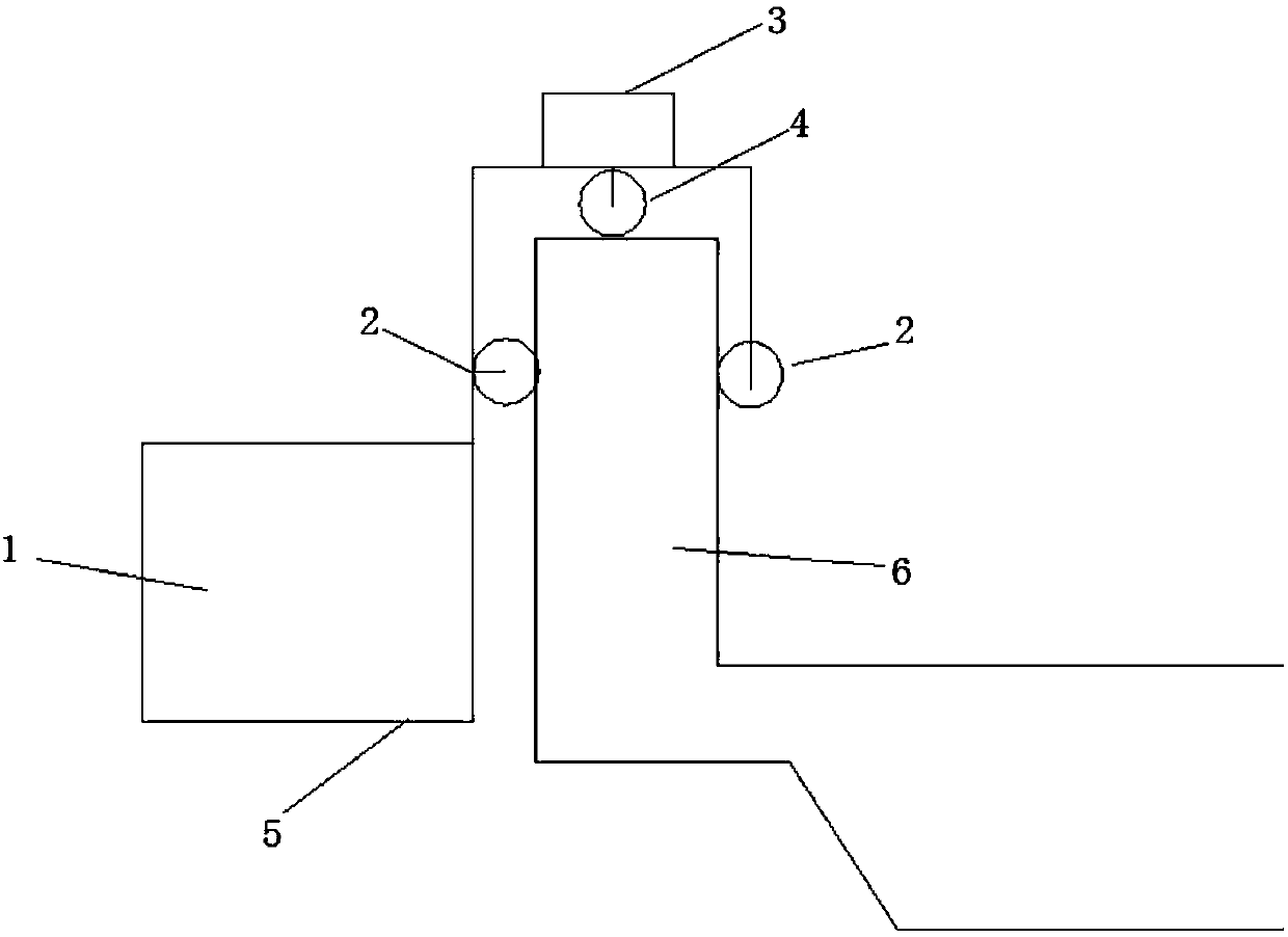 Movable overhead viaduct anti-collision wall construction platform and construction method thereof