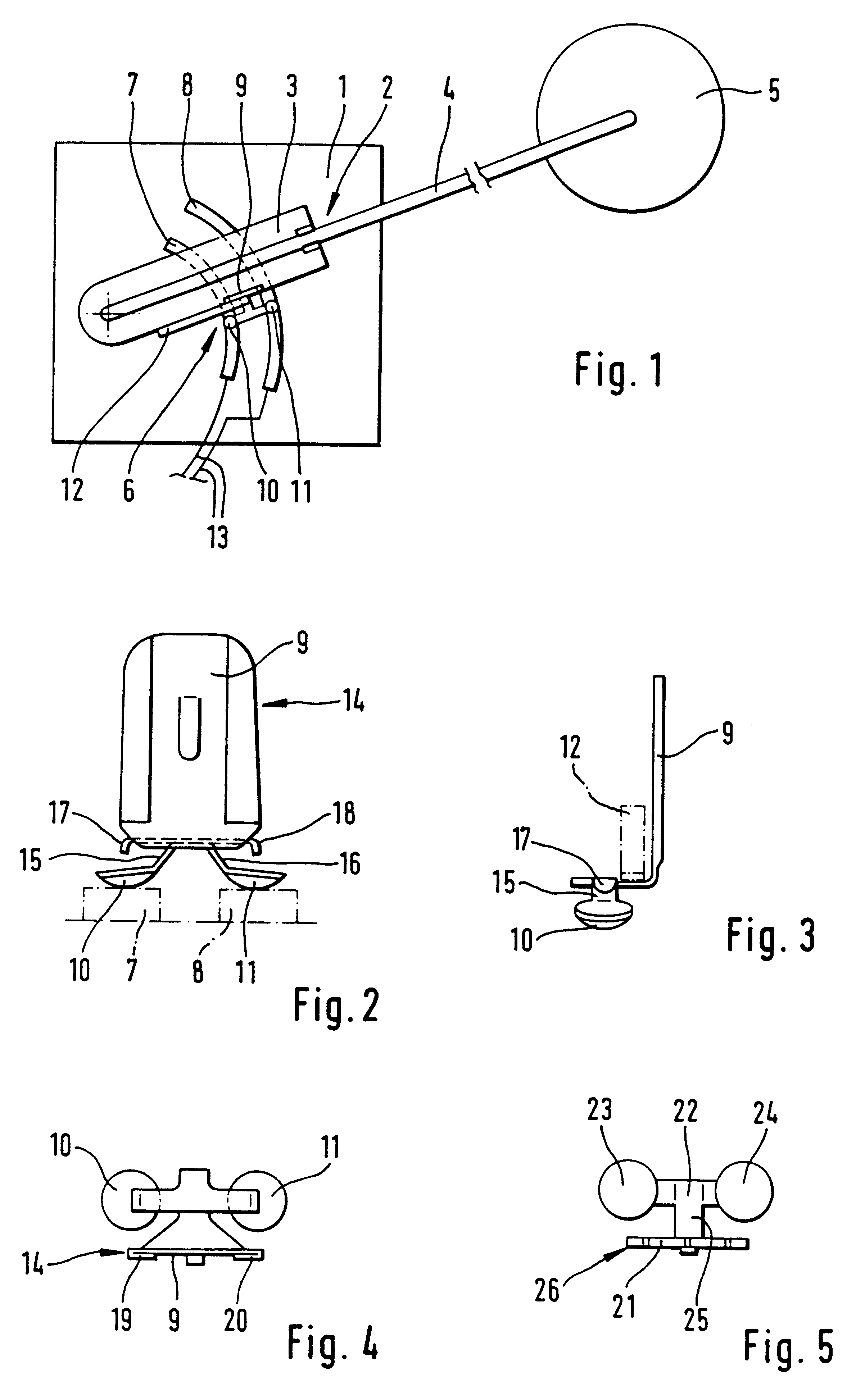 Lever transmitter for determining a filling level of liquid in a tank