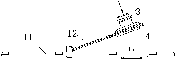 Clamshell case with its tool-free operating locking device, lock body