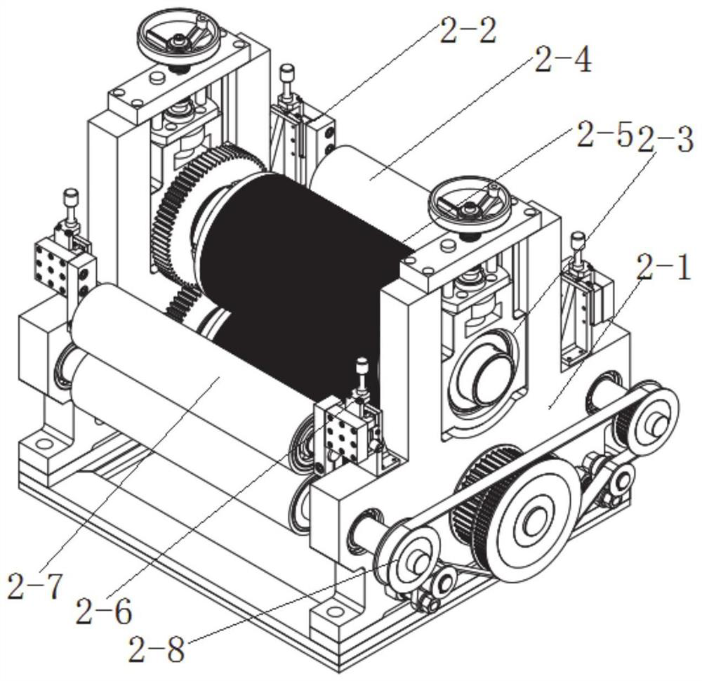 Heating cigarette fuming section base rod forming device