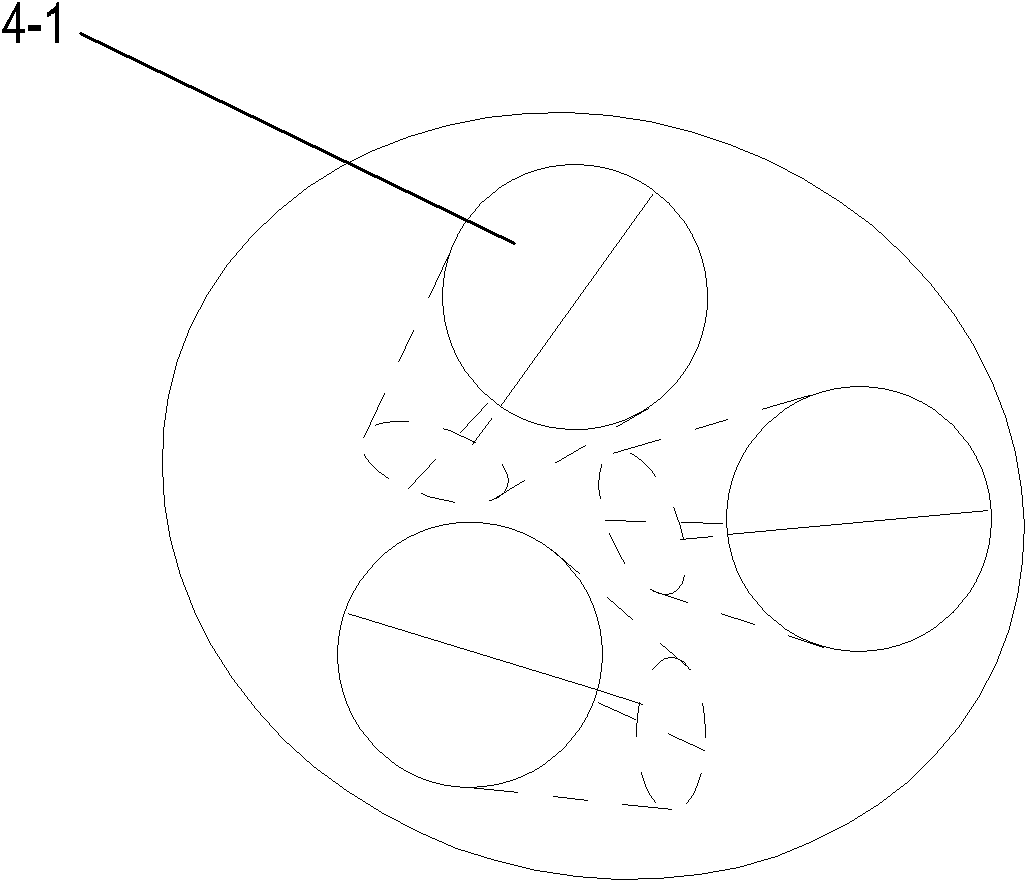 Interactive turbulent flow reaction device