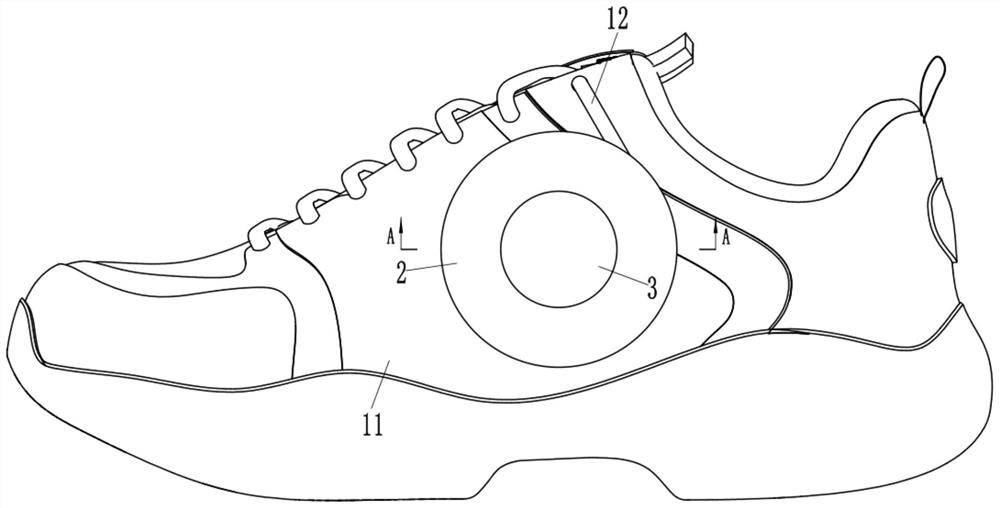 Lace-free shoe with adjustable shoelace tension