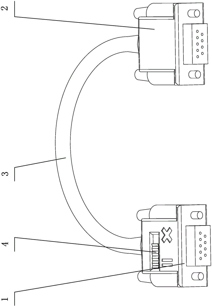 Serial port line capable of switching between cross connection and direct connection