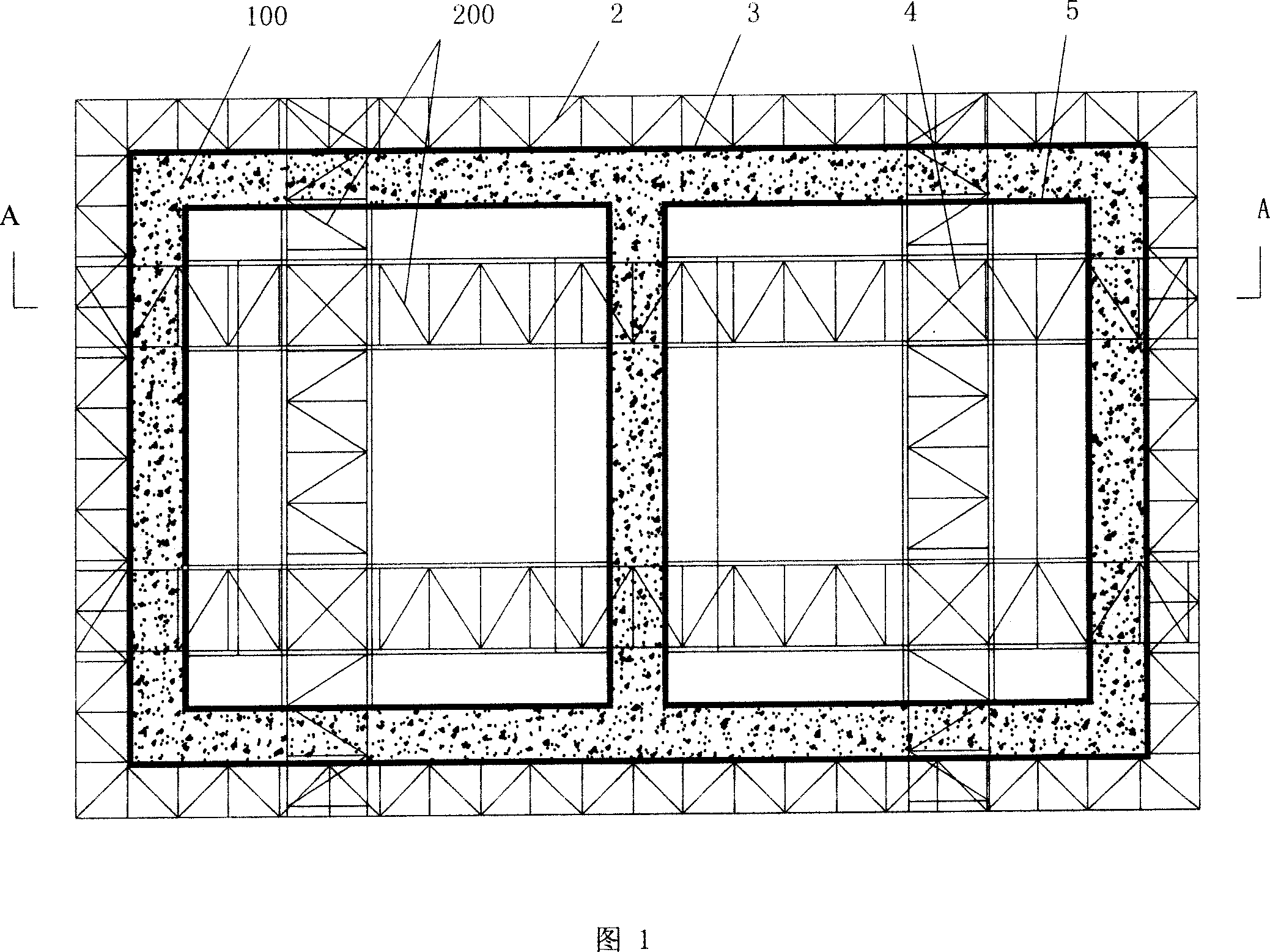 Reciprocating self-climbing type climbing form system and its climbing form method