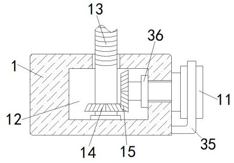 A device and method for cutting boulders in front of tunnels using high-pressure water