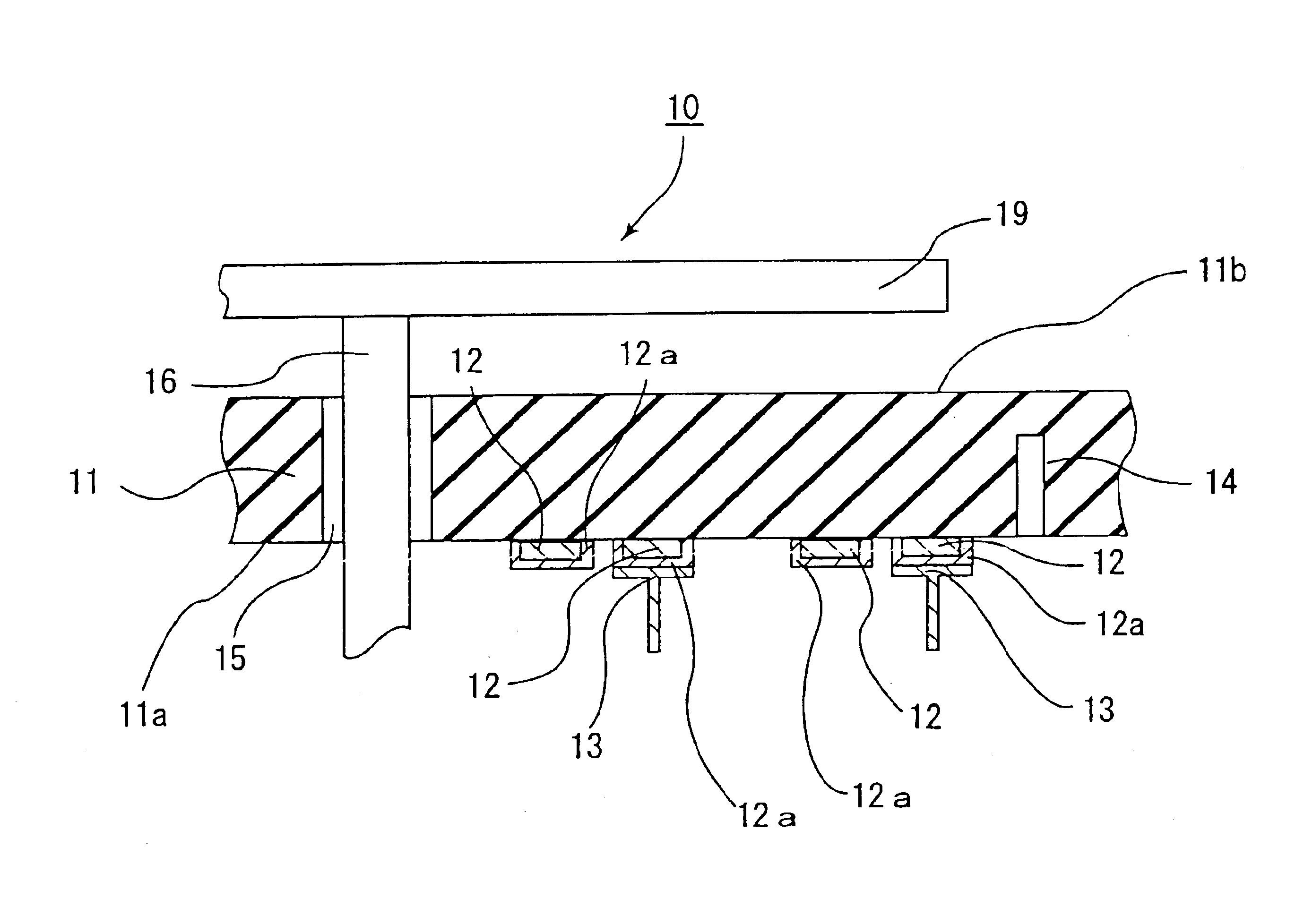 Ceramic plate for a semiconductor producing/inspecting apparatus