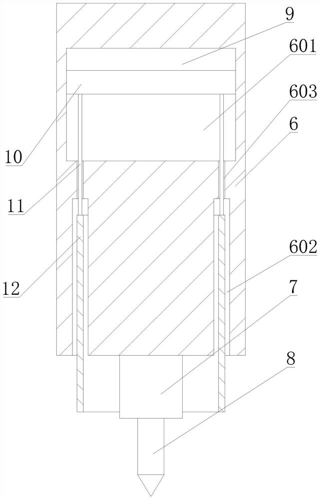 Spinning device capable of protecting needle head