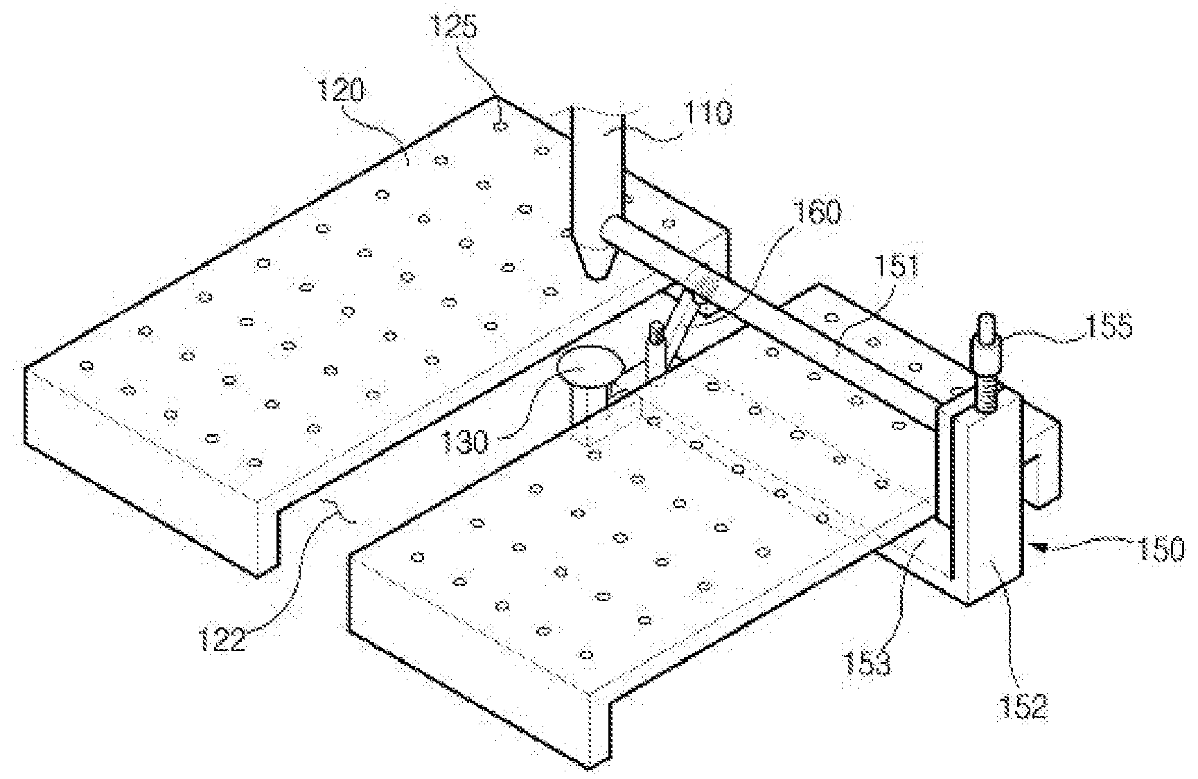 Glass Cutting Apparatus With Bending Member and Method Using Thereof
