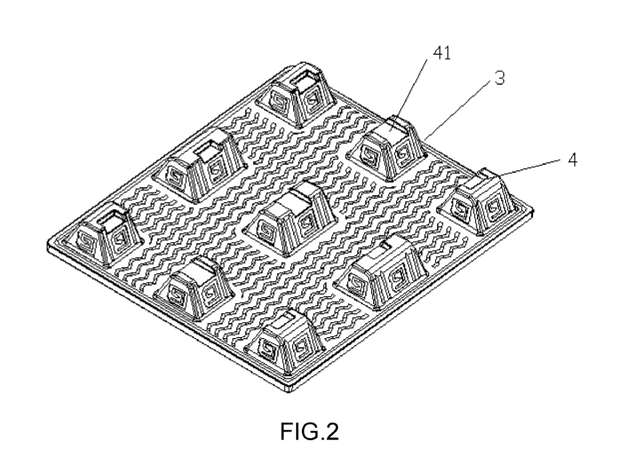 Degradable bearing pallet and preparation method thereof